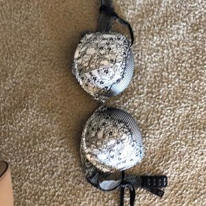 Victoria secret bra 36B
